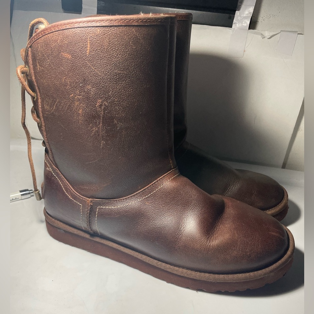 Women’s UGG Mariana chocolate Leather water